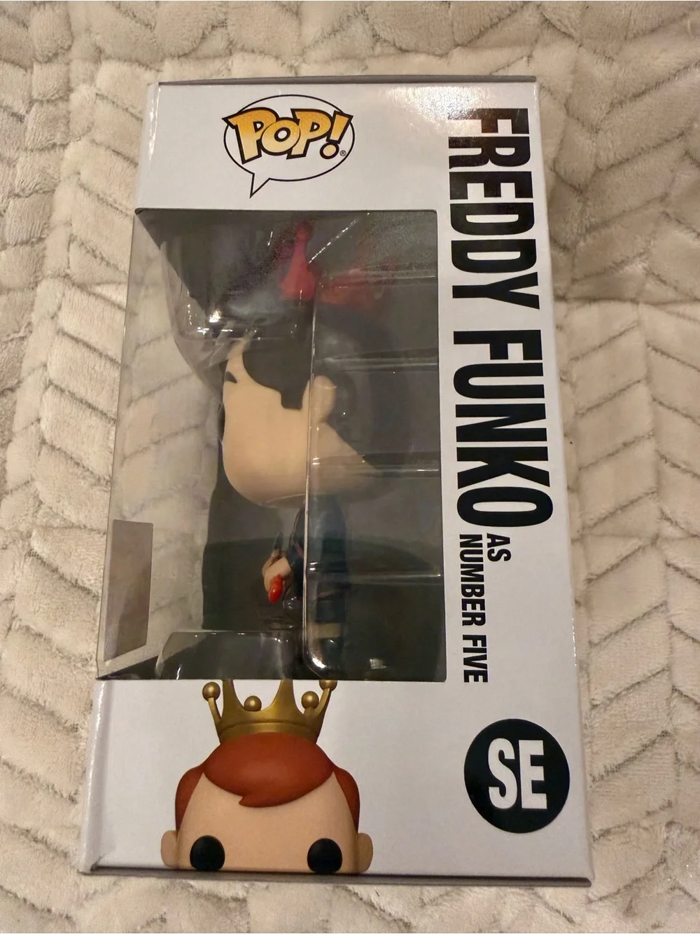 Funko Pop Freddy Funko Number Five Umbrella Academy SE 4500 PCS